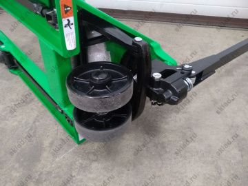 Тележка гидравлическая GROS BF-25N (2.5 т), длина вил 800 мм